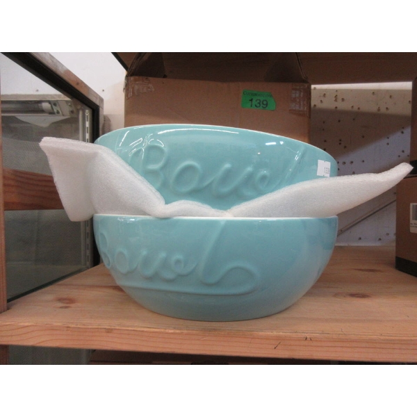 New 2 Piece Set of Dowan Ceramic Fruit Bowls
