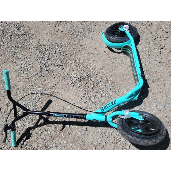 Street Runner Breeze Customer Return Scooter