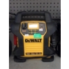 Image 1 : DeWalt DXAEJ141CK Jump Starter - Preowned