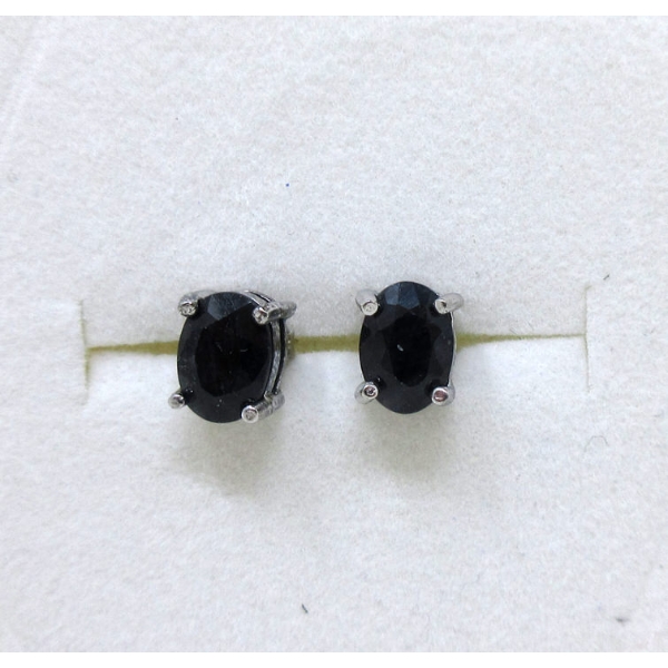 New 2 CT Sapphire Earrings set in .925 Silver  