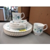 Image 1 : 14 Pieces of Royal Albert "Inspiration" China