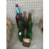Image 1 : Vintage Game and 7 Vintage Glass Bottles