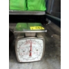 Image 4 : 3 Piece Lot of Vintage Postage Scales