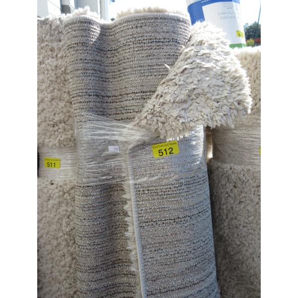 5' x 7' Ivory Shag Area Carpet