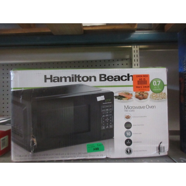 Hamilton Beach 700 Watt Microwave Oven 