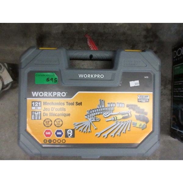 Workpro 121 Piece Mechanics Tool Set in Case