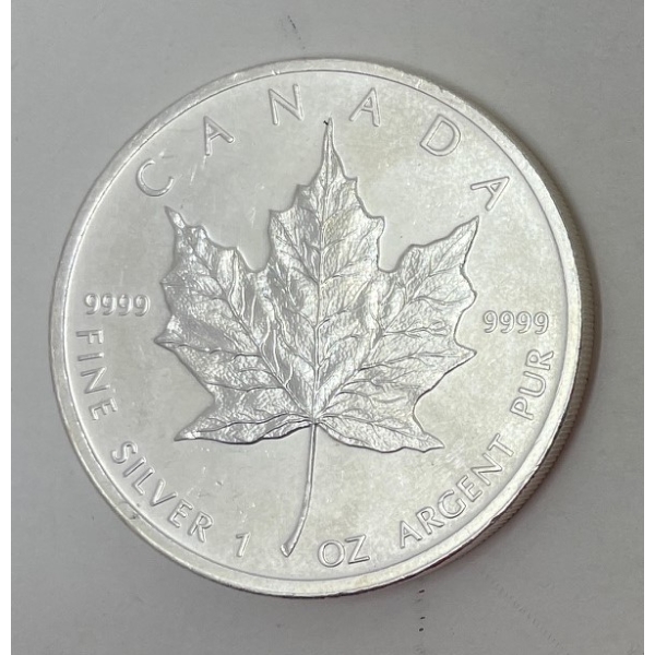 1 Oz .9999 Silver 2011 Canada Maple Leaf Coin 