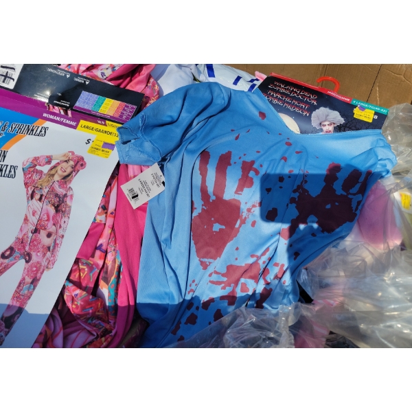 Pallet Of Mixed Customer Return Clothing Items