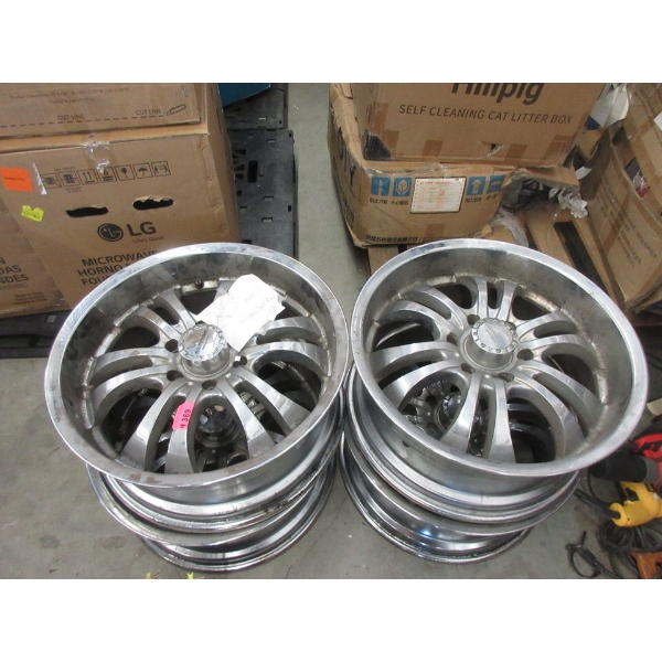 4 Klasse 20" Sport Rims with Bolts - Preowned