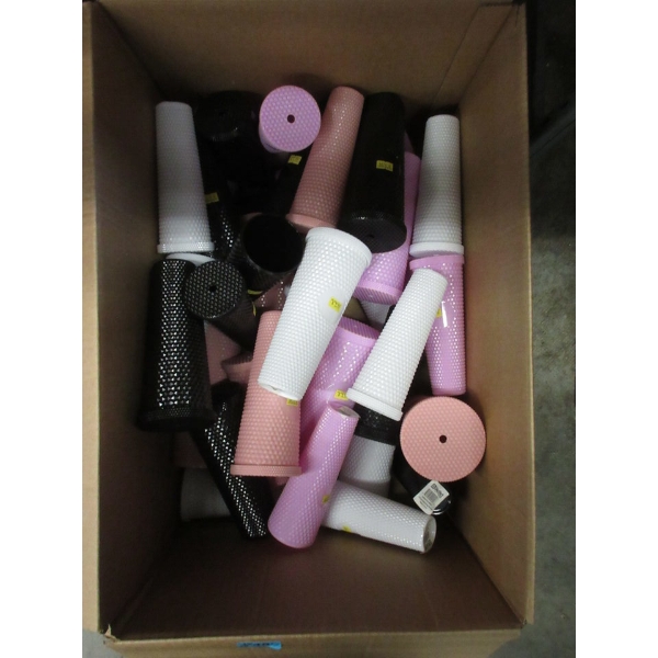 20 New 620 ml Spiked Plastic Tumbler with Lids