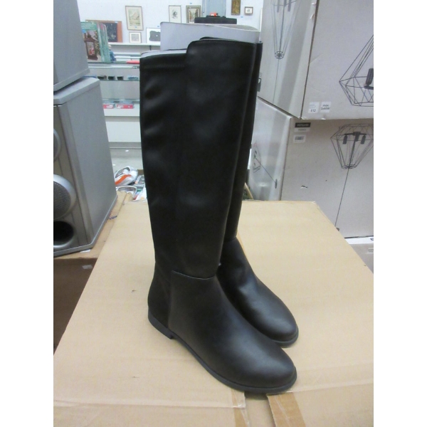 4 New Pairs of Women's Knee High Boots - Size 8