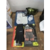 Image 1 : 4 Piece Lot of Gloves, Goggles & Underwear