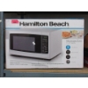 Image 1 : Hamilton Beach 1.1 cu. ft. Microwave Oven
