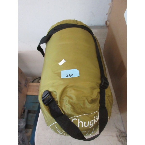 Denali Chugiak Long Sleeping Bag in Carry Bag
