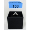 Image 3 : 14KT & 10KT White Gold Ladies Estate Solitaire Ring