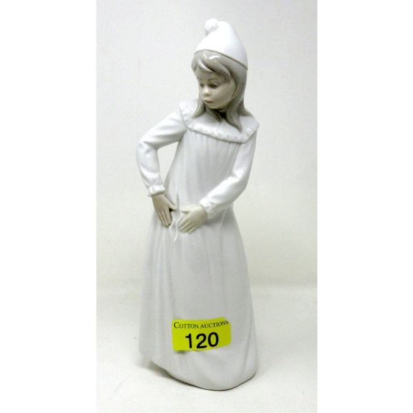 Nao by Lladro 12" Porcelain Figurine - Preowned