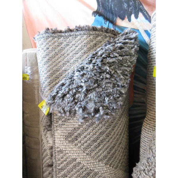 5' x 7' Medium Grey Speckled Shag Area Carpet