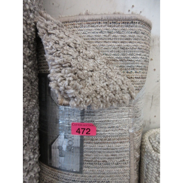5' x 7' Beige Medium Shag Area Carpet