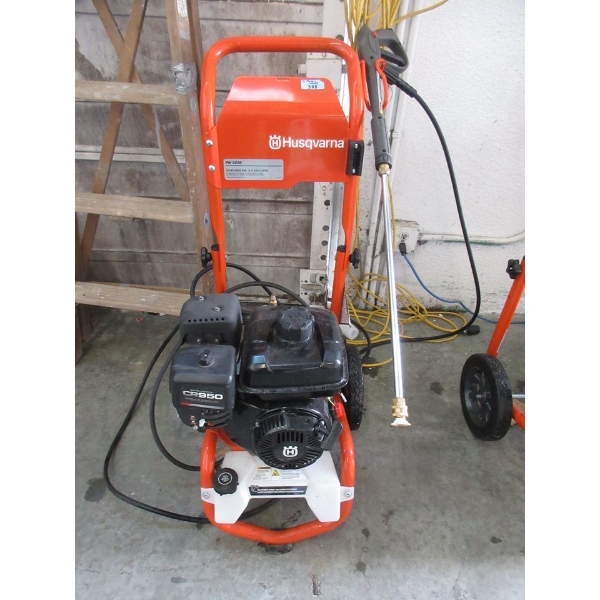 Husqvarna 3200 PSI Gas Pressure Washer w/Hose