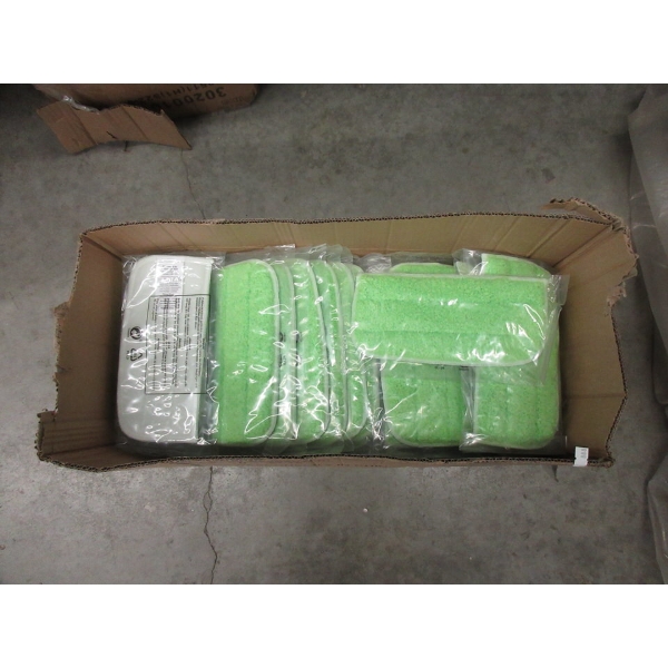 Box of 40+ New Microfibre Mop Pads