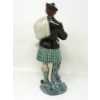 Image 2 : Royal Doulton 8.5" "The Laird" Figurine
