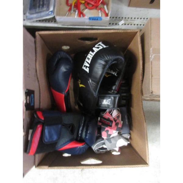 Box of Everlast Boxing & MMA Gloves - Preowned