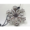 Image 3 : 2004 Swarovski Rockefeller Center Snowflake Pin