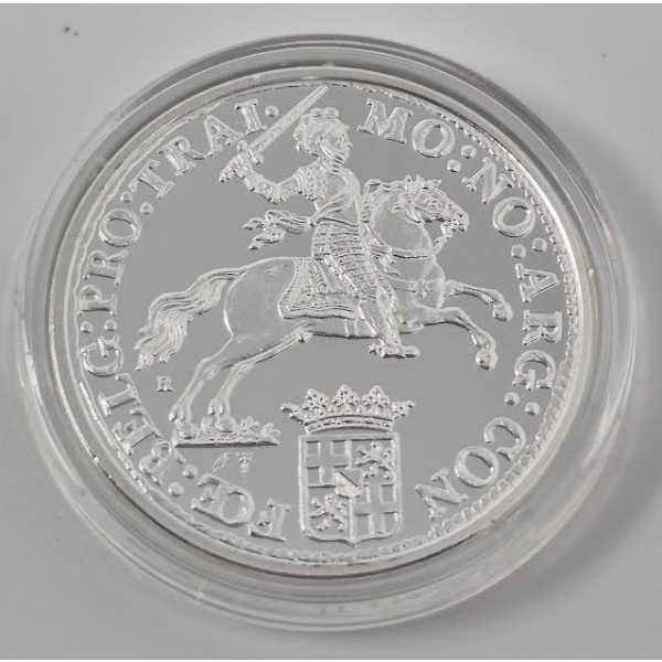 1 Oz .999 Silver Crescunt & Concordia Round 