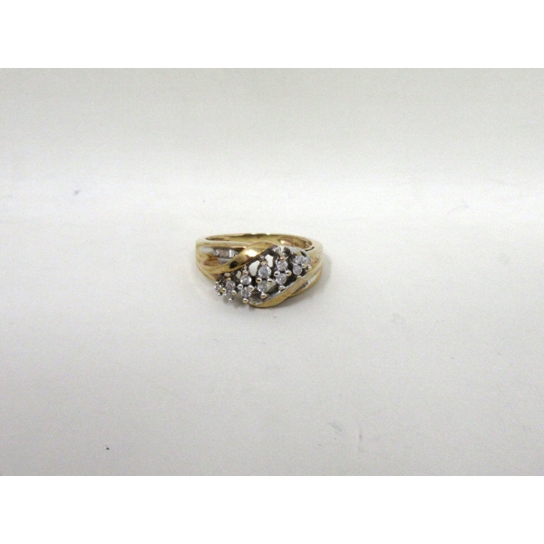 Ladies Estate 10KT Yellow Gold Cluster Ring 