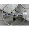 Image 2 : Vintage Robbins & Myers 18" Metal Electric Fan