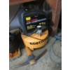 Image 1 : Pick Axe & Bostitch 2 HP 6 Gallon Compressor