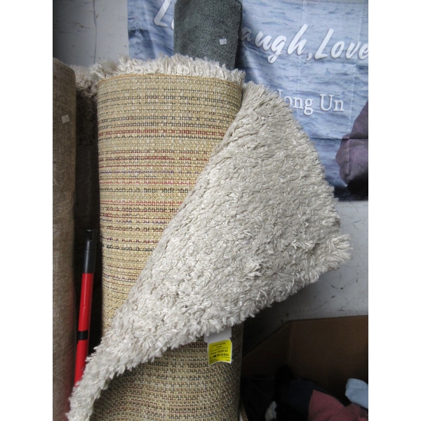 5' x 7' Beige Shag Area Carpet - Customer Return