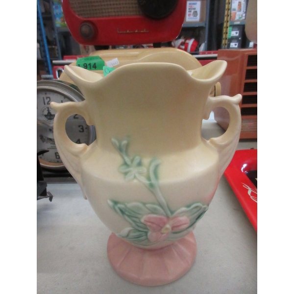 Vintage 1940s Hull Art Pottery Vase W-4-6 1/2