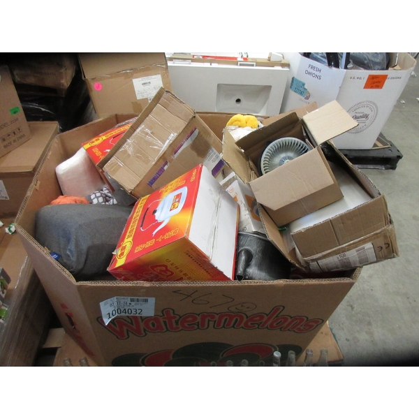 Skid of Cushions & Assorted Household Goods