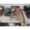Image 1 : 7 Assorted Automobile Parts
