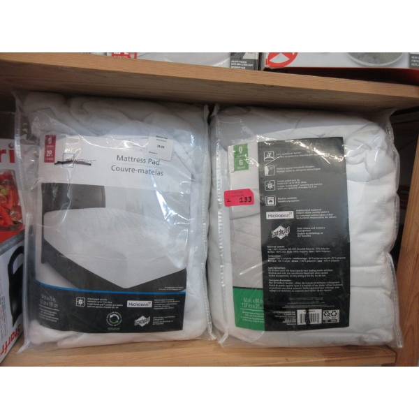 1 Queen and 1 Double Mattress Protector