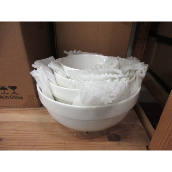 Set of 4 New Dowan Ceramic Mixing Bowls