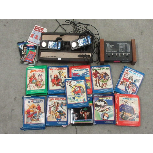 Mattel Intellivision 2609 Console w/ 11 Games