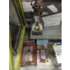 Image 1 : 3 Illuminated Holiday Lanterns - 2 in Boxes