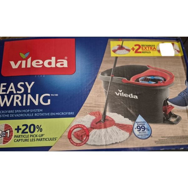 Customer Return Easy Wring Spin Mop System