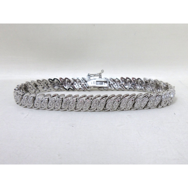 White Diamond Wave Design Tennis Bracelet