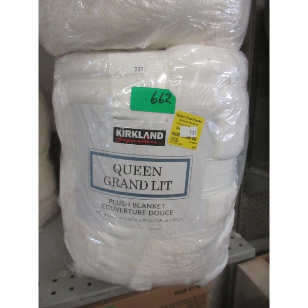 Kirkland Queen Size Plush Blanket - White 
