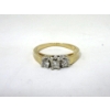 Image 2 : 14 KT Gold .42 Carat 3 Diamond Ring - Size 5.5
