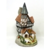 Image 3 : 5 David Winter Cottages and Buildings Collectibles