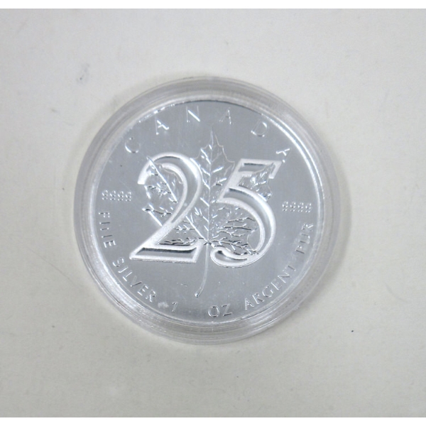 1 Oz .9999 Silver 25th Anniversary Maple Leaf Coin 