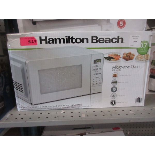 Hamilton Beach 0.7 Cubic Ft Microwave - White