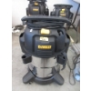 Image 1 : DeWalt 38L Stainless Steel Wet/Dry Shop Vac