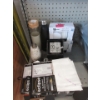 Image 1 : 8 Piece Lot of Assorted Household Goods