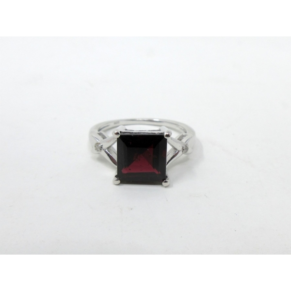 3 CT Garnet & Diamond Sterling Silver Cocktail Ring