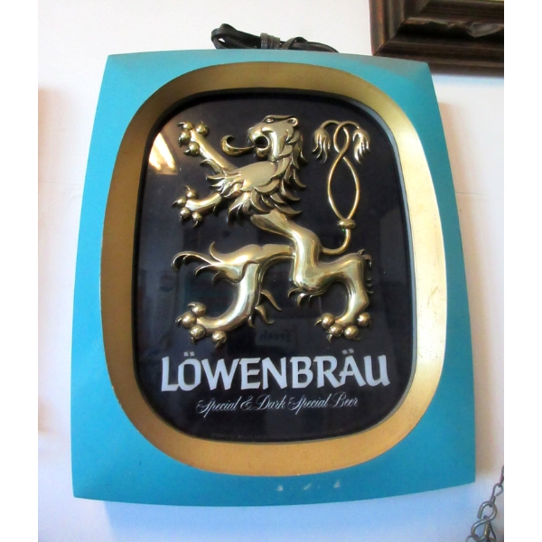 Vintage Lowenbrau Beer Light Up Sign